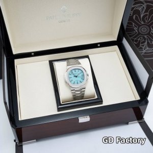 Gd品控，强烈推荐复刻系列Ppf青春版 一体机 百达翡丽运动优雅系列5711 14腕表，904L精钢表壳表带，324一体自动机械机芯，直径40Mm，厚度8.5M