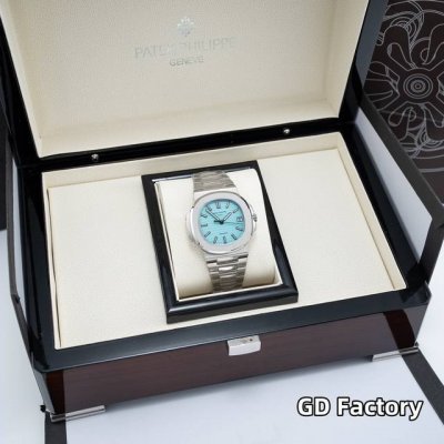 Gd品控，强烈推荐复刻系列Ppf青春版 一体机 百达翡丽运动优雅系列5711 14腕表，904L精钢表壳表带，324一体自动机械机芯，直径40Mm，厚度8.5M