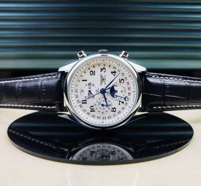 销量冠军 机械表 浪琴八针月相机械男士手表名匠系列-销量神奇必入款 顶级全套包装 这款销量冠军，的断货王，蓝宝石镜面，浪琴名匠系列八针月相，316精钢表壳表链，