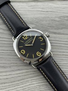沛纳海--Panerai Pam 类型：男士顶级腕表 系列 ：Luminor Pam 机芯：全自动机械机芯 表壳：316L精钢表壳 镜面：矿物强化玻璃 皮带：进