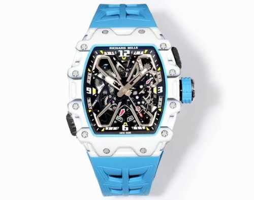Richard Mille 』Rm 35-03系列已发布5款产品 一体机芯制作 纤薄壳套13.5 Mm 表壳采用超轻耐磨的石英碳纤维Ntpt与碳纤维Tpt制作，