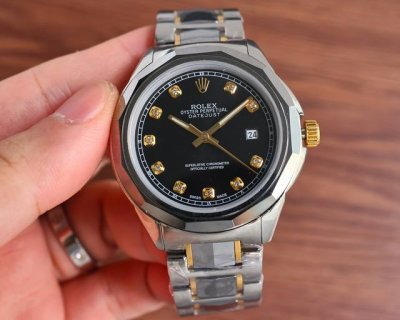 新款劳力士推出，Xt2做工精细，品质优越！ 采用8215全自动进口机芯，走时精准，表圈采用钨钢材质打造的完美棱角形圈口，表壳釆用316精钢，蓝宝石玻璃镜面，三度
