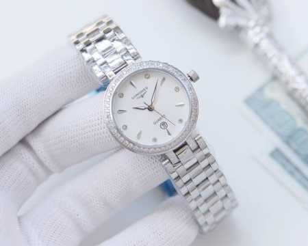 白壳 ，金壳 ，钻30 浪琴-Longines 简约大气女款 进口石英机芯 矿物质玻璃镜面 316L精钢表壳 直径28Mm厚8Mm 该款腕表备受女性喜爱，在不同 - 点击图像关闭