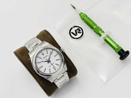 Vr Factory 墙裂推荐 劳力士Rolex蚝式恒动1 0系列39Mm腕表系列！ 1直径39Mm，厚度11.7Mm！ 2搭载金色机芯，完美解决市面众多改装原 - 点击图像关闭