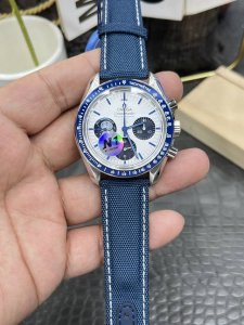 N1欧米茄史努比登月 42Mm 搭载上海Cal.3861全自动机械飞船