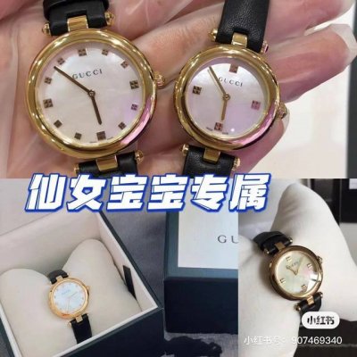 古驰小黑金表 原单品质、值得信赖 爆款古驰Gucci、巴塞尔钟表展新宠，全新设计！字面：天然贝母面，机芯：瑞士石英，表带：进口牛皮 316精钢 ，尺寸：27Mm