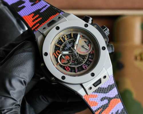 恒宝 Hublot 大爆炸系列 316精钢原装壳套 水晶防刮镜面 采用进口硅胶胶带佩戴舒适 原装精钢折叠表扣 进口0S机芯计时精准 运动跑秒计时功能 直径48M