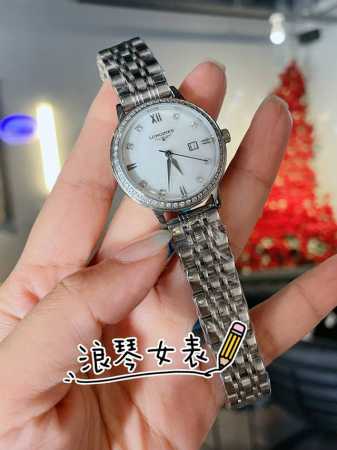 金+20陶瓷20 浪琴-Longines简约大气女款 进口石英机芯 矿物质玻璃镜面 316L精钢表壳 直径28Mm厚8Mm 该款腕表备受女性喜爱，在不同的场合映 - 点击图像关闭