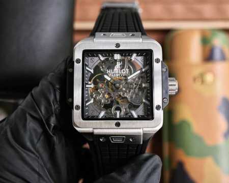 白壳 电度 Hublot 宇舶表 这是恒宝腕间的高级秀场！恒宝再次跨界潮流高端！众星演绎，隆重上市，兼具尖端潮流和创新科技的融合力作，腕表史上的巅峰之作，从多个 - 点击图像关闭