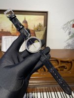 Tf Factory出品 品牌： Van Cleef & Arpels 梵克雅宝 系列：日月星辰腕表 机芯：瑞士机芯 尺寸：38 Mm 功能：分针 时针 24小