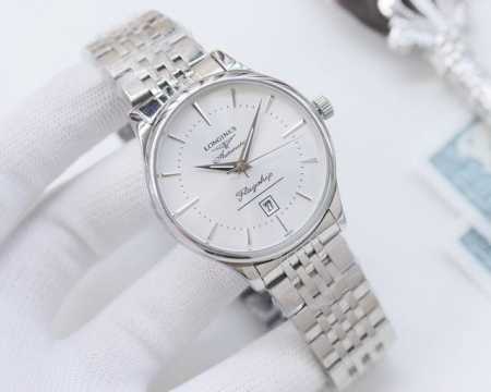 白壳 金壳 钢带20 品牌：浪琴-Longines 类型：男士腕表 壳套：顶级版316精钢l 表带：进口小牛皮表带 316L精钢表带 机芯：全自动机械机芯 镜面 - 点击图像关闭