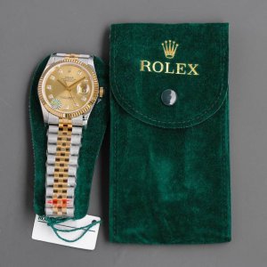 独家精品 超强神作 Lex Datejust超级进口904L最强36日志型126234系列特点1：修正日历晶点和印刷字体大小2：升级表带更细致的内外打磨和表扣唛