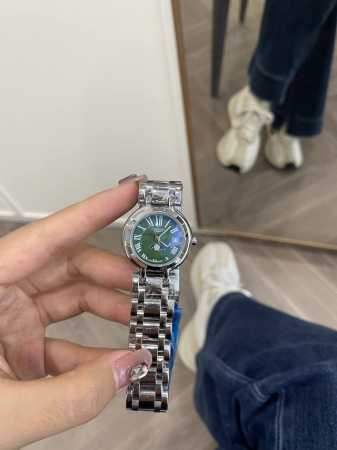 浪琴心月月相系列，最新款出货 以色彩点亮夏日。 - 点击图像关闭