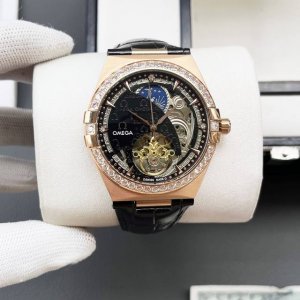 白钻 金钻 欧米茄-Omega火爆新品 搭载全自动机械机芯 316精钢表壳 简约时尚 优雅尊贵 矿物质强化玻璃镜面 真牛皮表带 商务休闲 精致型男首选 直径40