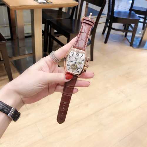 230法兰克穆勒 Franck Muller ！顶级奢华男士腕表 来自瑞士日内瓦，是世界知名的高级腕表品牌。法穆兰大量打破常规的创意更是使其成为无数男女明星的热