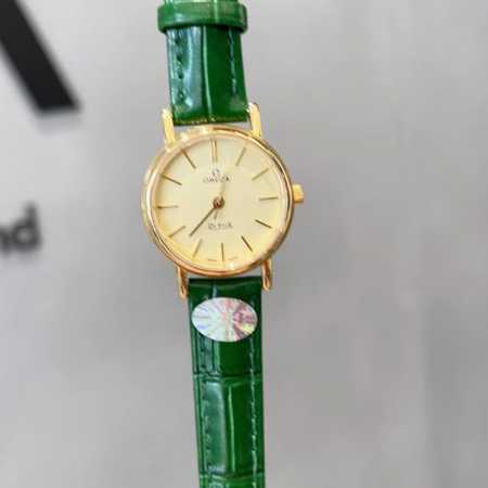 皮带白 枚 #中古欧米茄 Vintage西洋Longines简约小金豆，简直太别致了！小尺寸26Mm低调又不失细节的美，表盘刻度也太纤细秀气了吧！复古独特，上手 - 点击图像关闭