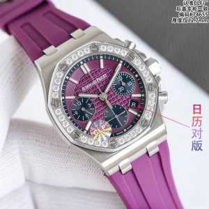 白壳 ，金壳 Clf Ap34100St采用高品质氟橡胶表带 ！ Clf潜心巨作，后来居上！ 爱彼皇家橡树离岸型26231St系列 爱彼女表天花板之作！ 女款3