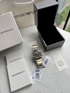 支持香港、美国直邮 全国联保！正品！阿玛尼 型号：Ar11361 表壳：精钢 表镜：矿物质强化玻璃 表带：精钢 尺寸：43*12Mm 型男专属腕表，43毫米大表