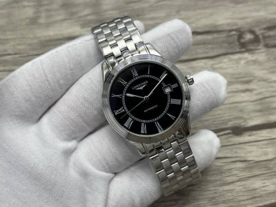 金色+20 Jh Factory2025全新升级，热销爆款，军旗系列男士腕表，简洁大方设计风格始终处于该品牌最受欢迎的表款 机芯 搭载全自动机械机芯 表壳 31