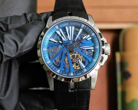 罗杰 杜彼 Roger Dubuis 豪爵 Excalibur 王者系列 自动上链机芯，表壳：46毫米 , Sapphire Crystal Carbon 钛合 - 点击图像关闭
