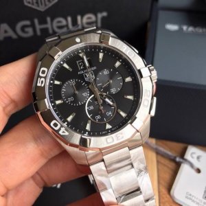 P1240。泰格豪雅精钢表带爆款。Original Tagheuer,泰格豪雅竞潜系列 石英计时男表，专柜15000+。 ~43Mm表径，蓝宝石镜面，超强夜光指
