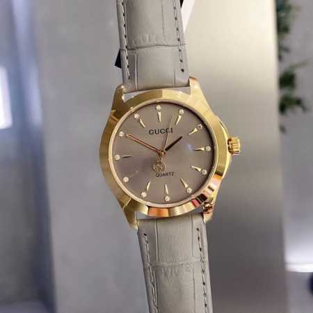 白 金 2022新品古驰-Gucci简约小蜜蜂 女腕士表 原装口进石英机芯 316L精表钢壳 真皮牛表带 直径38Mm 该款腕表备女受性喜爱，在同不的场合映耀着 - 点击图像关闭