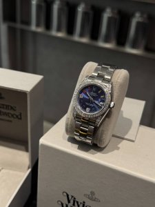 满钻壳 白 金 劳力士 日志 系列经典女款 实芯钢带-原装压扣 进口机芯 小红书火爆推荐 设计显出独特高贵优雅女神气质！316精钢表壳搭配施华洛世奇水晶钻石，纯