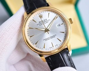 白 -金玫 年底最新爆款主推 劳力士 Rolex 男士腕表 采用独特的表盘设计 搭配而来的是更高档奢华的劳力士， 初识劳力士必憧憬有朝一日能拥有它，戴上劳力士必
