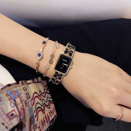 跑量价香奈儿 巴黎时装秀国际品牌。Chanel--最为经典的一款手链表 编织表链 与原装专柜一比一