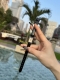 美人鱼 阿玛尼 复古摩登系列风格腕表 甄选精致渐变天然珍珠贝母表盘 折射光彩 优雅质感由内而发 流光溢彩 简约双针设计 搭配水钻刻度 简洁灵动又不失奢华迷人 流