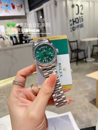 白壳钢带 劳力士日志rolex精品男士腕表，三针双日历设计，尊贵大气，绅士风范，卓越品质，热卖全城。采用瑞士石英机芯 零返修 ，超强防水316精钢原装扣，矿物质 - 点击图像关闭