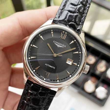 金+20三针精品 最新 ：浪琴 类型 ：精品男士腕表 表带 ：真牛皮表带 316精钢表带 舒适耐用 机芯 ：高端全自动机械机芯 镜面 ：矿物质强化玻璃 更高清 - 点击图像关闭