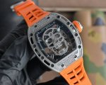理查徳 米勒 Richard Mille Rm052系列 最新鬼头升级版 颅骨系列 精钢抛光壳身 搭载原装进口机械机芯更突显了这块腕表的运动风格 透过防眩光的表