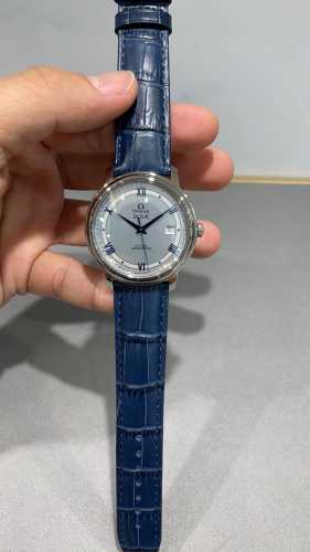 欧米茄 蝶飞轨道系列 39.5Mm