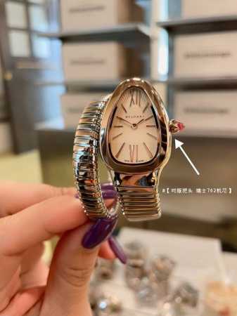 白 金 钻20 Bvlgari 宝格丽 升级版本，采用进口瑞士机芯，表壳表带精钢材质，表把头升级与原版颜色形状完全吻合。完美复刻蛇形经典，精致细腻的做工白富美专 - 点击图像关闭