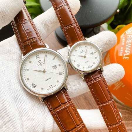 白壳 ，金壳 ，钢带20 品牌：欧米茄-Omega 类型：情侣腕表 壳套：顶级版316精钢l 表带：316L精钢表带 进口小牛皮表带 机芯：原装进口石英机芯 镜 - 点击图像关闭
