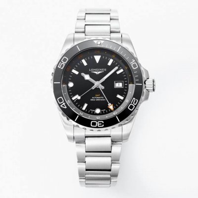 统一U8 Factory浪琴康卡斯运动系列Gmt腕表震撼来袭！官网同步！出道即巅峰！超级精品！欢迎品鉴！ DDD 1全新腕表具有同样炫酷的设计和实用的功能，搭配