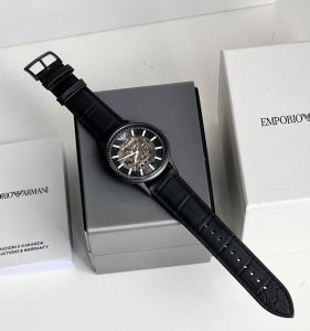 支持香港、美国直邮 ！ 正品？正品！配联保卡全国联保！ 阿玛尼ar 42黑色镂空透视皮带自动机械表 ！镂空透视窗，质感指针、利落线条大气跃然于手！玫瑰金表盘搭配