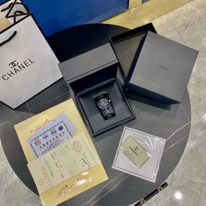 优质陶瓷 Chanel香奈儿 J12 石英女表 陶瓷材质 石仔面 33Mm♀女神必入款黑色更加炫酷