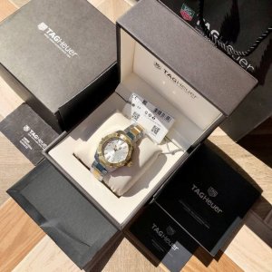 新款硬货，Original Tagheuer,泰格豪雅竞潜系列 男表。 ~41Mm表径，蓝宝石镜面，超强夜光指针，原装Swiss Ronda石英机芯，支持拆机验