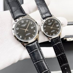 同价 浪琴-Longines 情侣款大三针设计，尊贵大气，绅士风范，卓越品质，热卖全城。采用日本8215全自动机械机芯，顶级316精钢表壳，蓝宝石镜面，进口小牛