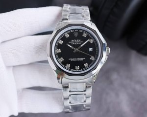 最新男装腕表劳力士-Rolex 商务休闲男士机械腕表 进口日本原装西铁城8205 钨钢间316L精钢壳套 超级蓝宝石玻璃镜面 直径42Mm 尊贵奢华 休闲男士