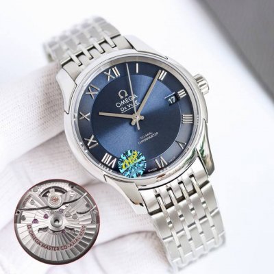 白皮 玫皮 钢带50 全玫钢100Omf欧米碟飞系列搭载同轴8500机芯上市！ 1.工厂P自改2824黑摆轮，质量保证。包括日历字体大小，立体效果都与原版一模一