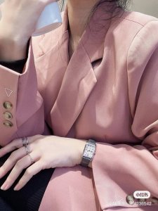 光圈 半钻 满钻 金20 七夕超级安利款 浪琴 戴卓维纳 雾霾灰色 准确来说有点雾霾蓝绿灰 低调奢华又有feel 这色简直不要太哇塞啦 赶紧妙妙妙 方形表盘 表