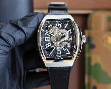 法兰克 穆勒 Franck Muller V45 Sc Dt系列54*42*15Mm 全自动机械机芯 蓝光镀膜玻璃 牛皮表带底部橡胶 折叠扣 糅合运动设计风格 - 点击图像关闭