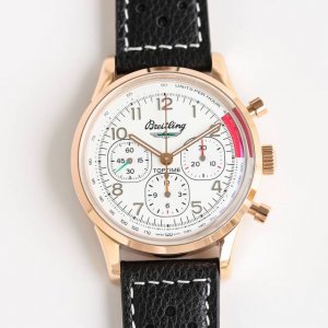 gf出品：Top 百年灵 全新计时腕表Bn5 Navitimer ，机械计时系列 百年灵以大胆色彩焕新演绎经典腕表。尺寸42Mm，迭代款无疑是地道的独特计时腕表