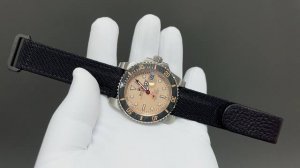 白壳 黑壳900 新品首发劳力士Rolex Diw Submariner Parakeet 新品定制款Sub水鬼，完美呈现！ 1：特别定制碳纤维圈口、渐变绿表盘