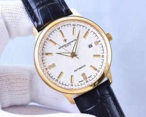 白 -金 。Tw厂力作新款上市江诗丹顿-传袭系列贵族的艺术品搭配全新进口9015机芯0返修进口316精钢直径40Mm。耐磨防刮蓝宝石玻璃超强防水100米！简约而