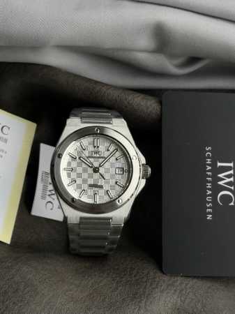 V7厂 七星推荐之 Ingenieur工程师腕表 Iwc 在 年 Watches & Wonders Geneva 推出新一代 Ingenieur 工程师腕表， - 点击图像关闭