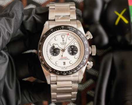 白皮 白钢 帝舵 Tudor 碧湾型系列 搭载全自动机械芯 尺寸：42Mm 镀膜玻璃 精钢表带原装扣 复古帝陀 全新演绎 - 点击图像关闭